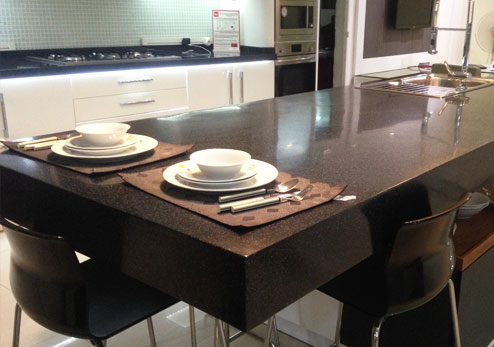 Seaweed Green Solid Surface  76x367cm 12mm