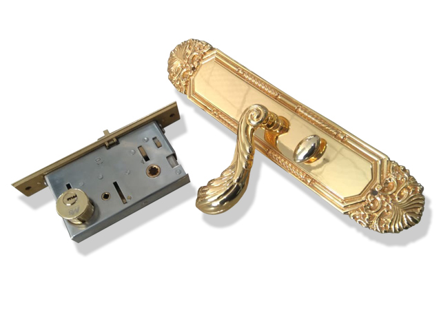 M5 Gold Door Handles with Lock Kit
