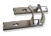 1553520029r-door-handle.jpg