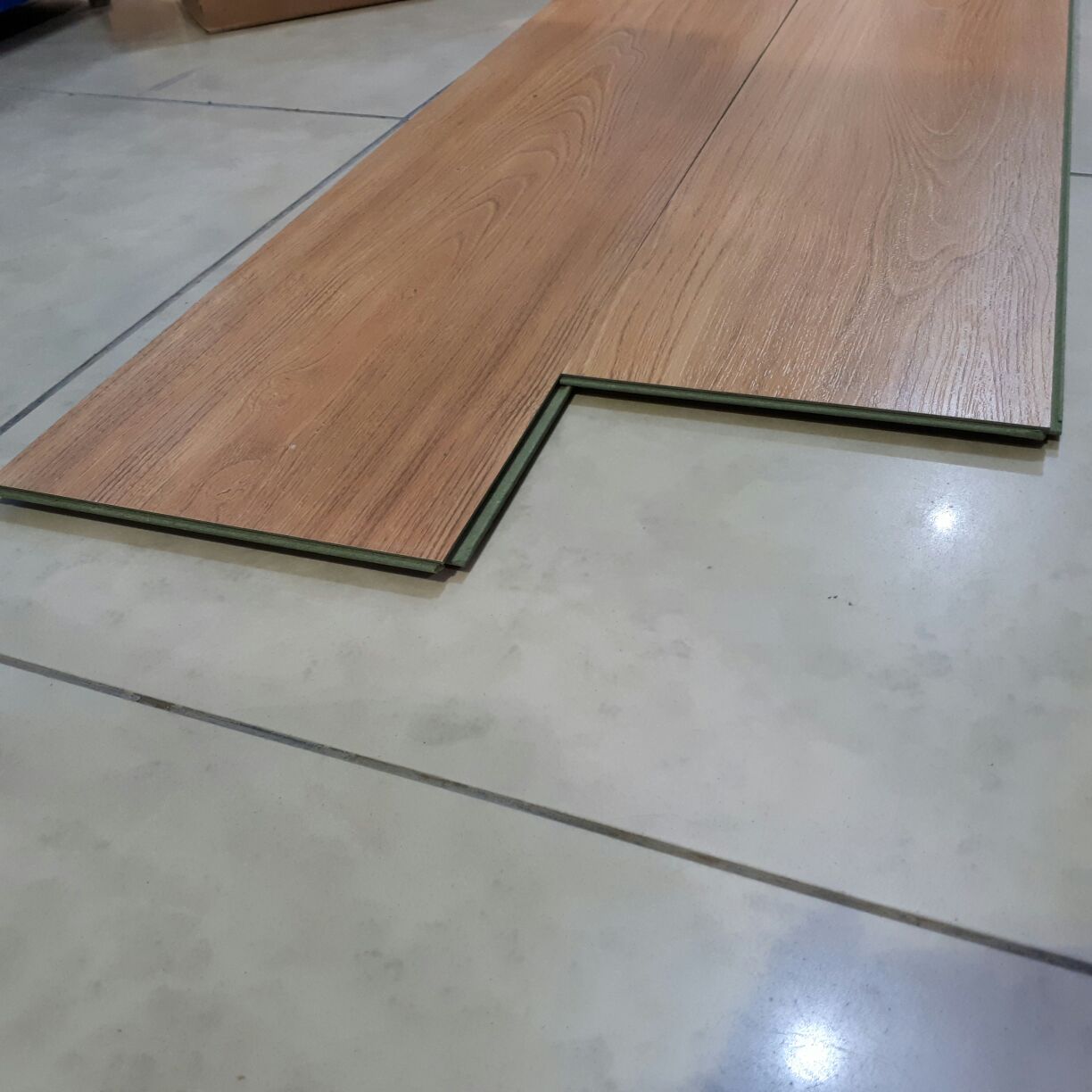 FLOORING LIGHT TEAK